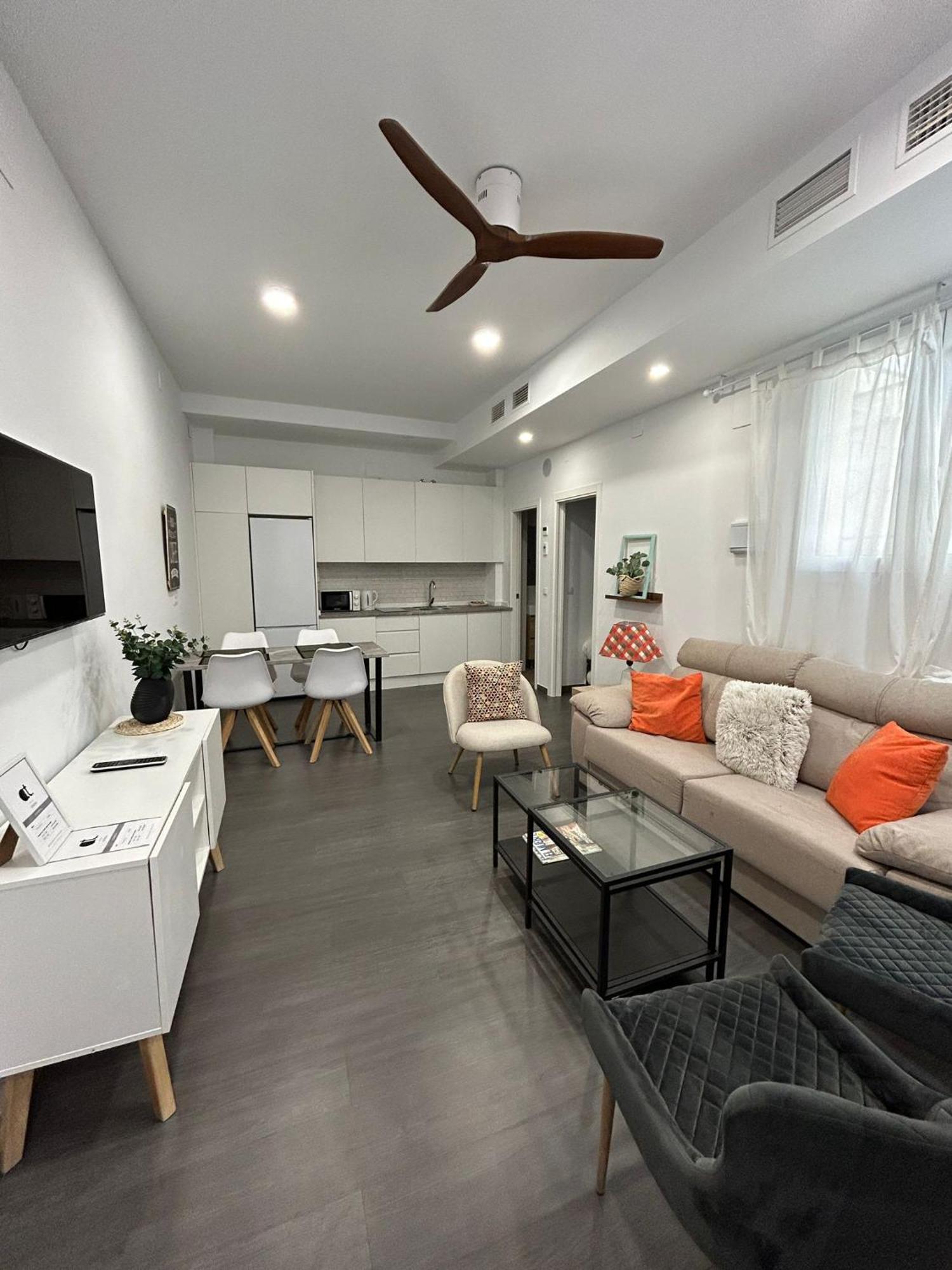 At Osario 12 Con Parking Bajo Disponibilidad Apartment